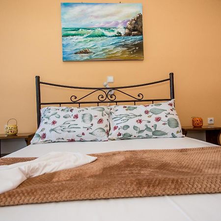 Aristotelis Apartments Razata Экстерьер фото