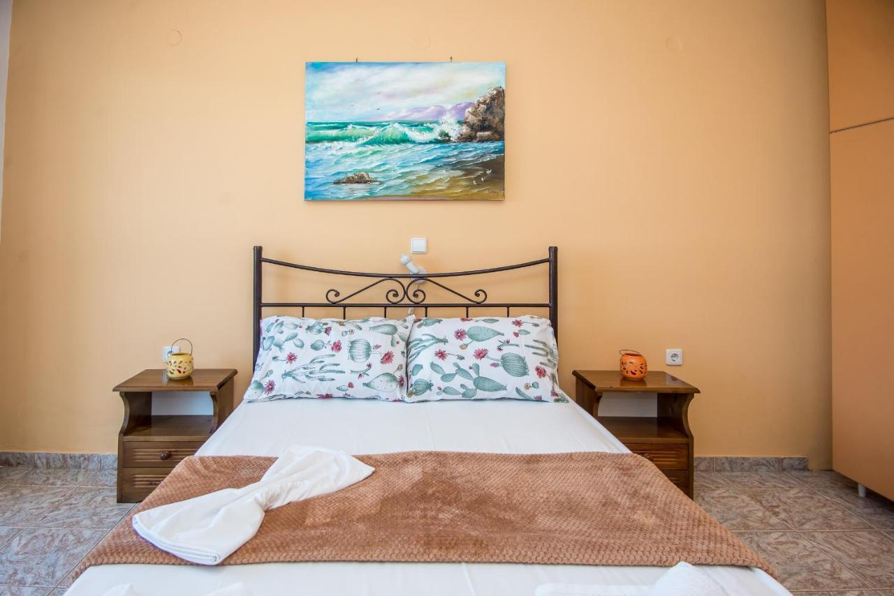 Aristotelis Apartments Razata Экстерьер фото