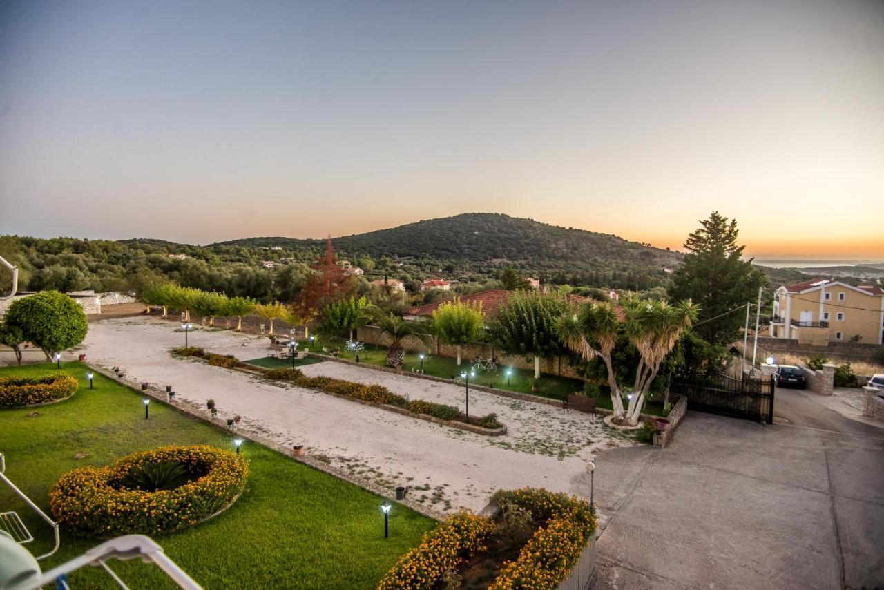 Aristotelis Apartments Razata Экстерьер фото