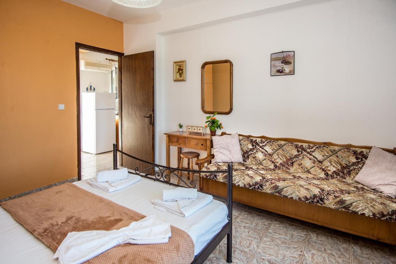 Aristotelis Apartments Razata Экстерьер фото