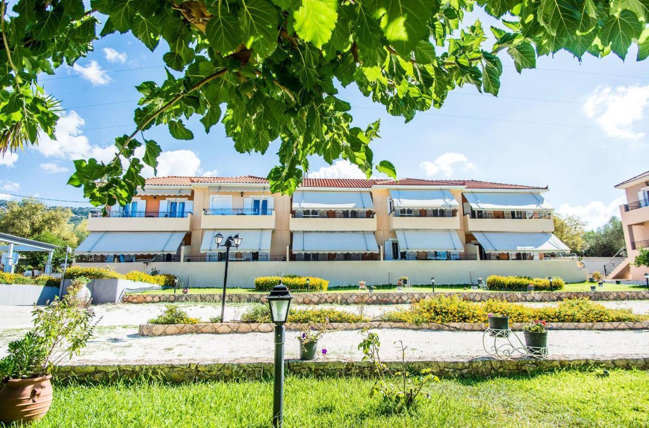 Aristotelis Apartments Razata Экстерьер фото