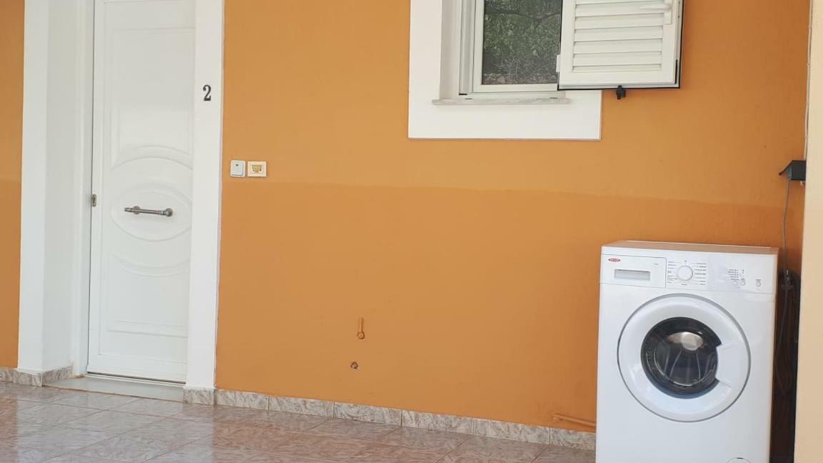 Aristotelis Apartments Razata Экстерьер фото